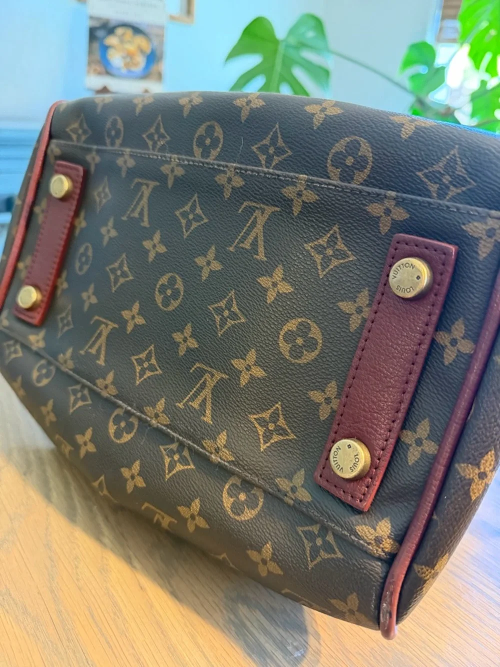 Louis Vuitton classic louis